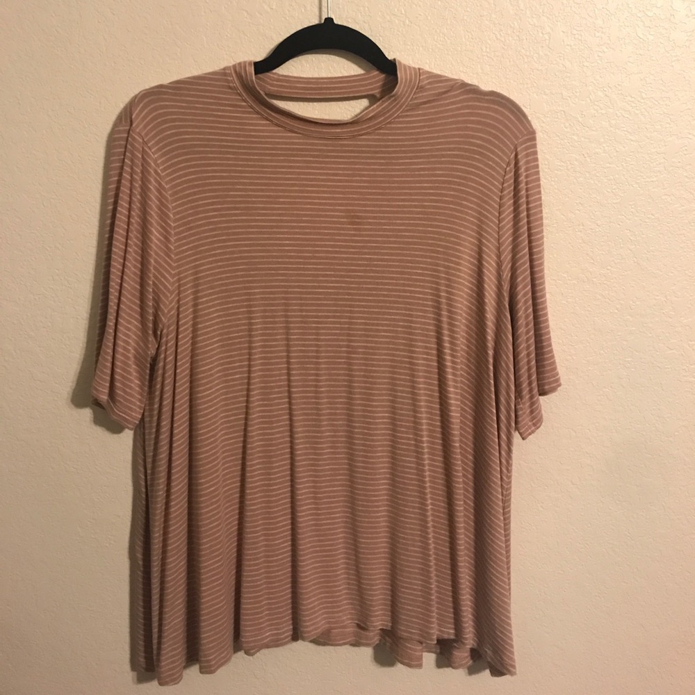 american eagle flowy top